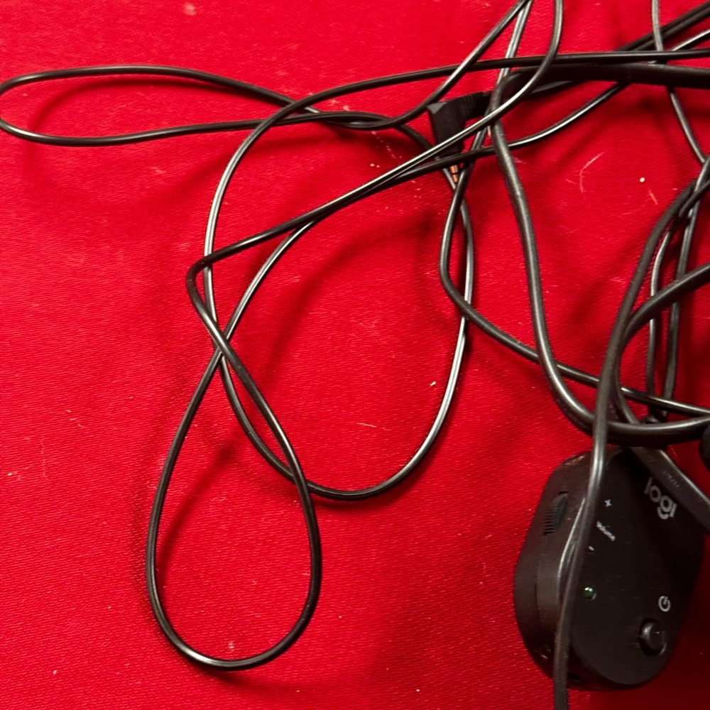 Logitech Black Computer Microphone Sleek Design - Picture 5 of 5